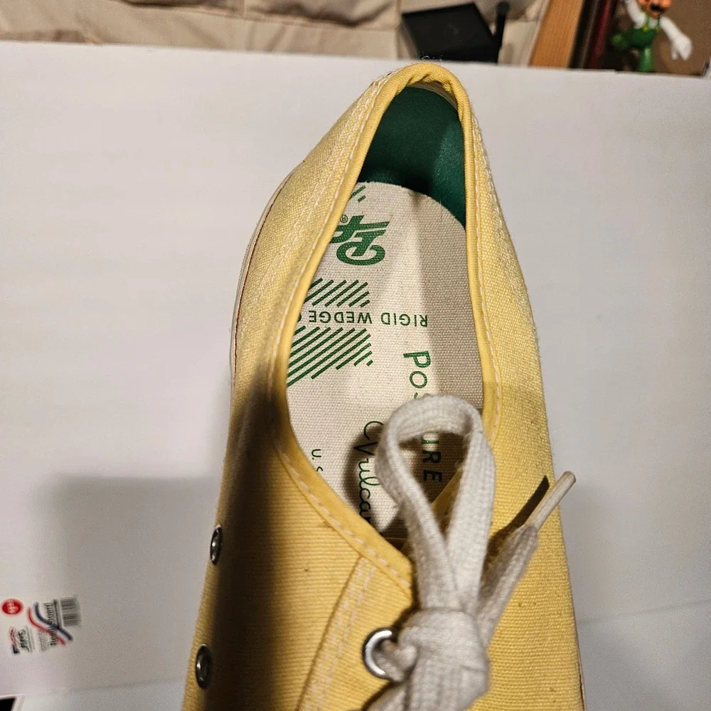 PF Flyers Center Lo Men 13 Yellow Canvas Low Top Ribbed Toe Sneakers PF0220